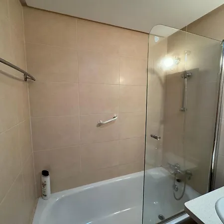 Apartment Beautiful 2 Bedroom 2 Bathroom With Several Pools *
