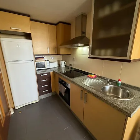 Beautiful 2 Bedroom 2 Bathroom With Several Pools Apartment *